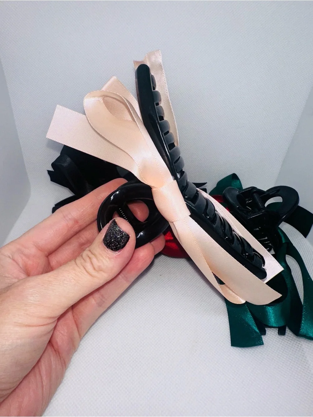 NIB 4pc Large Bow Hair Clip Pack